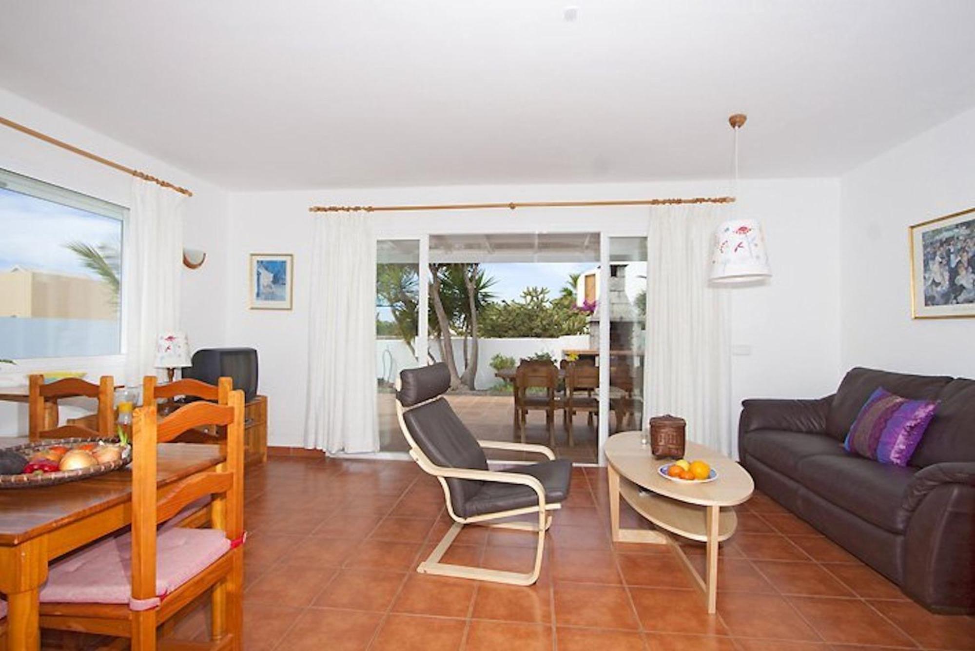 Lovely Los Mojones Villa Casa Jasmine Heated Pool Short Walk To Beach Puerto Del Carmen Puerto del Carmen  Exterior foto